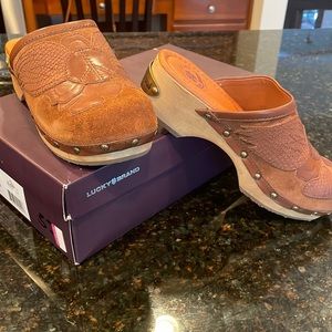 Lucky Brand Suede Clogs